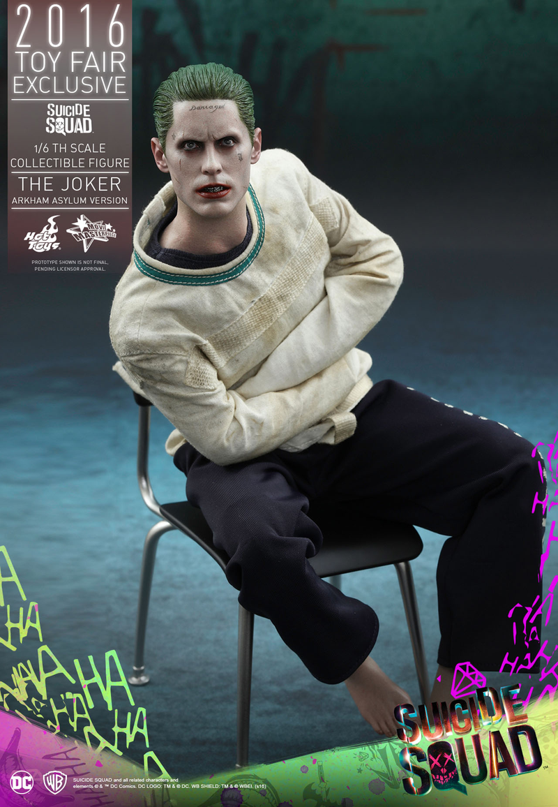 Illustration for article titled Hot Toys unveils its super angsty Suicide Squad Joker figure